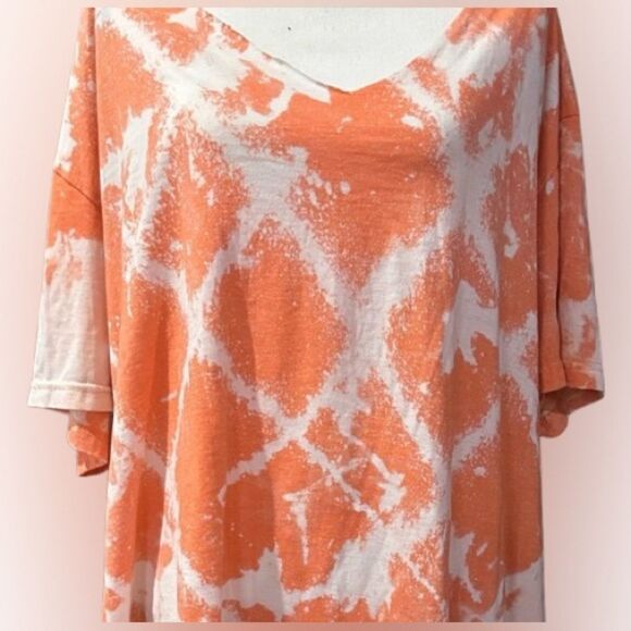 🟧 3 for $25 Orange and White Bleached And Distressed Women's Top - Picture 4 of 4